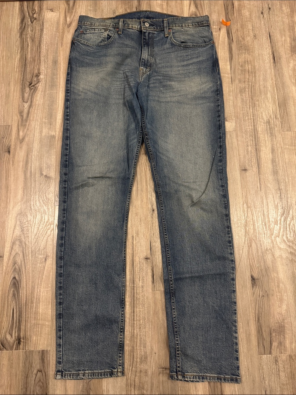 Levi's Straight Leg Jeans in Faded Blue